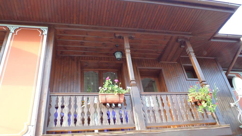 Chuchura Family Hotel Копривштиця Екстер'єр фото