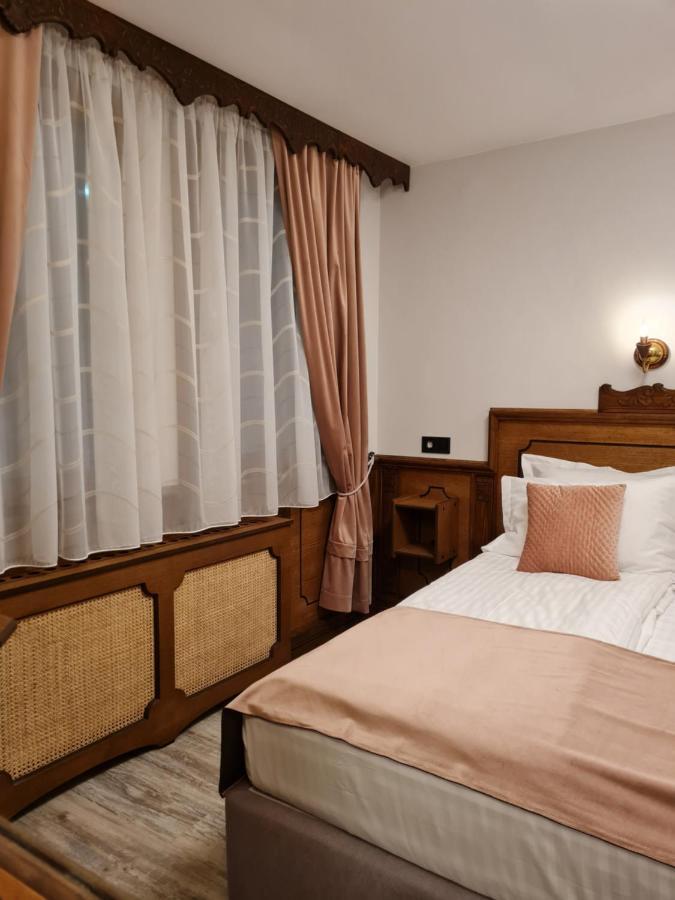 Chuchura Family Hotel Копривштиця Екстер'єр фото
