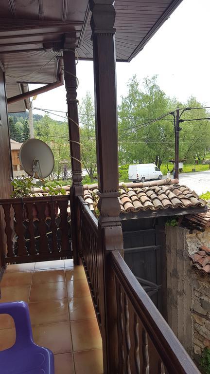 Chuchura Family Hotel Копривштиця Екстер'єр фото